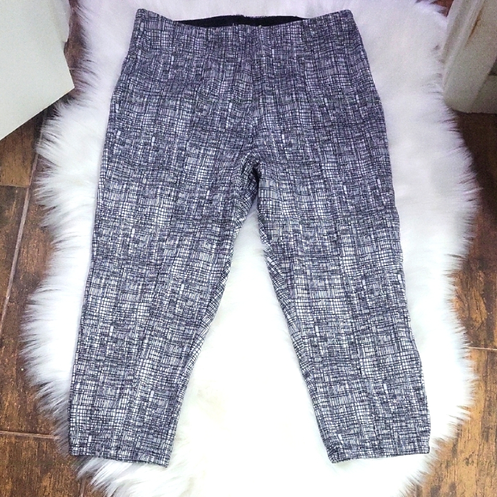 Lysse Black and White Cropped Jeans